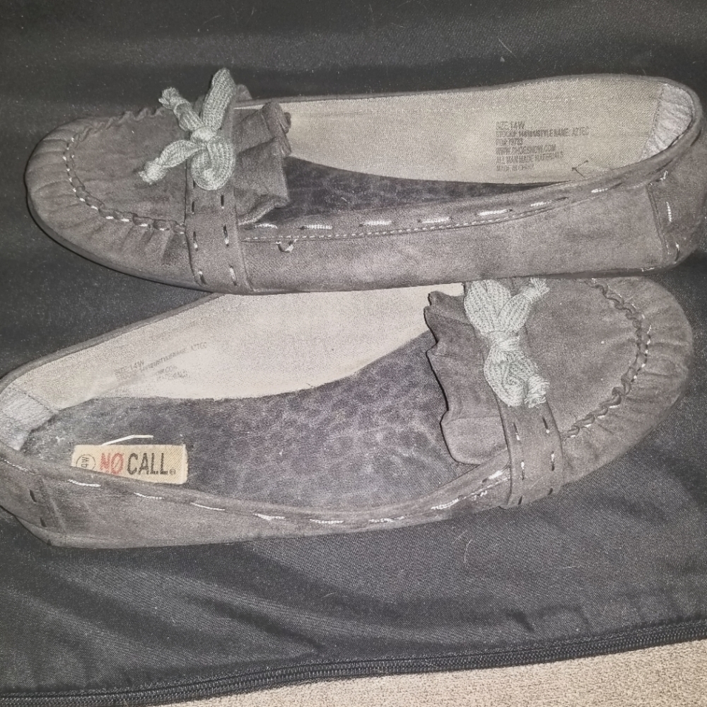 Gray No Call mocassin slippers size 14W
